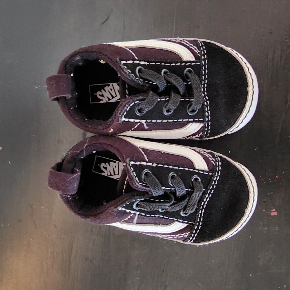 Vans Infant Lace Skateboard Shoe - Size 4